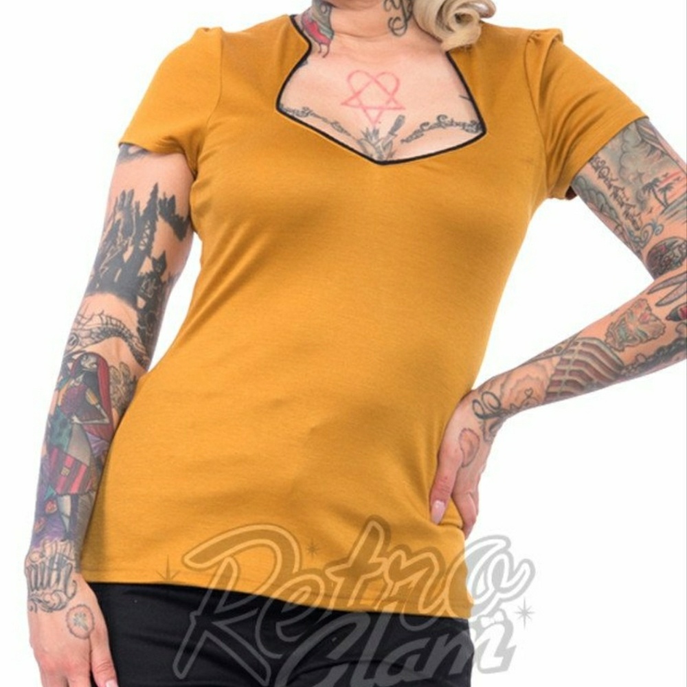 NWT Rock Steady piped Sophia Top